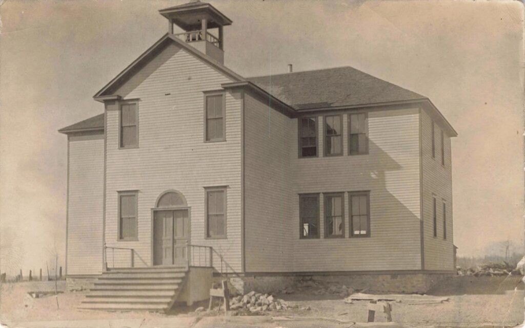 Falmouth schoolhouse is part of Falmouth Michigan history