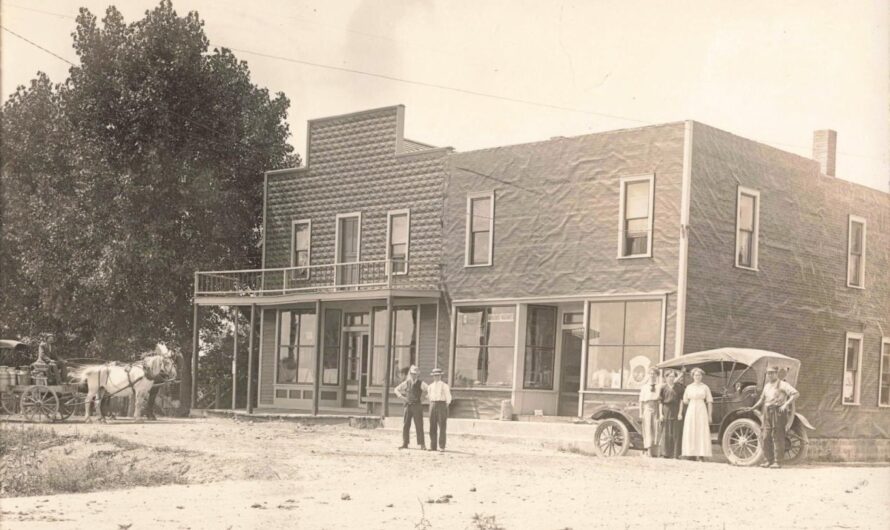 Michigan Ghost Towns: A Guide to the State’s Abandoned Industrial Settlements