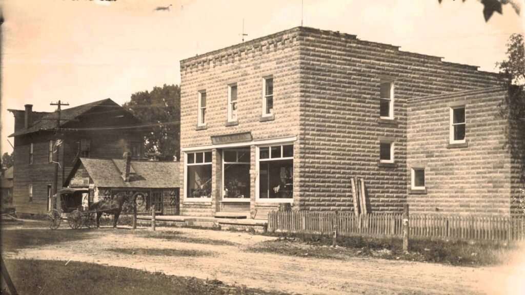 A Popular Place E.N. Lawrences Store Fitchburg Mich