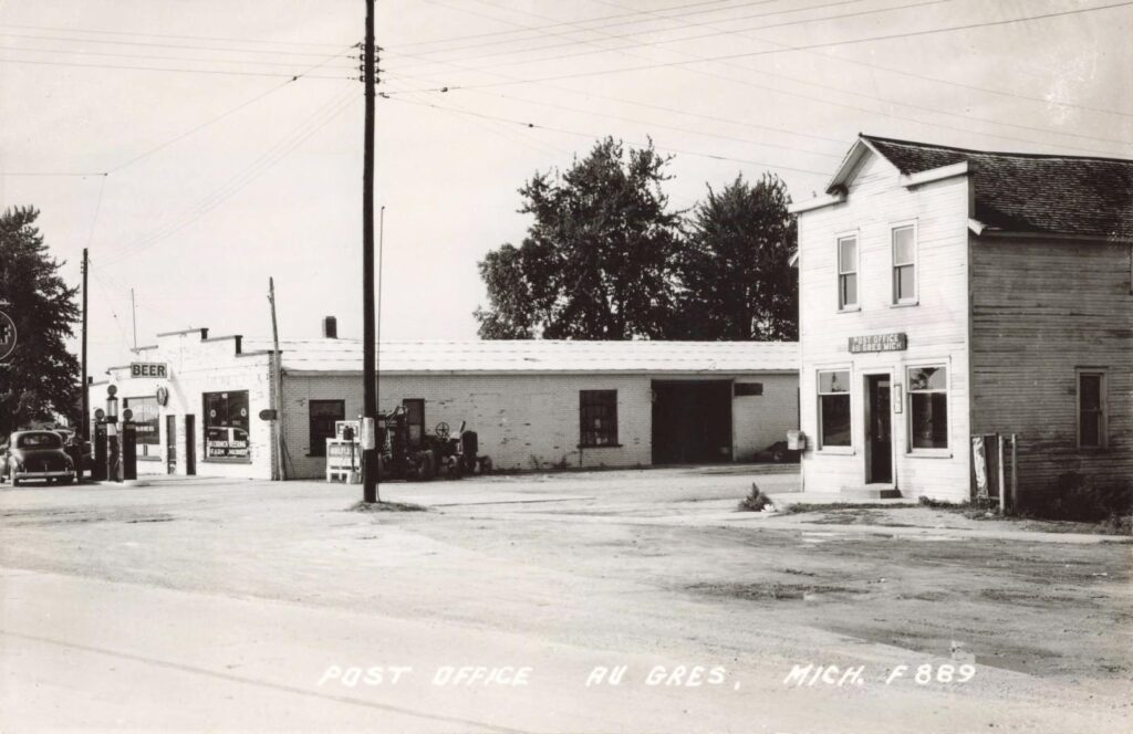 Noggle's General Store, Au Gres, Mich.