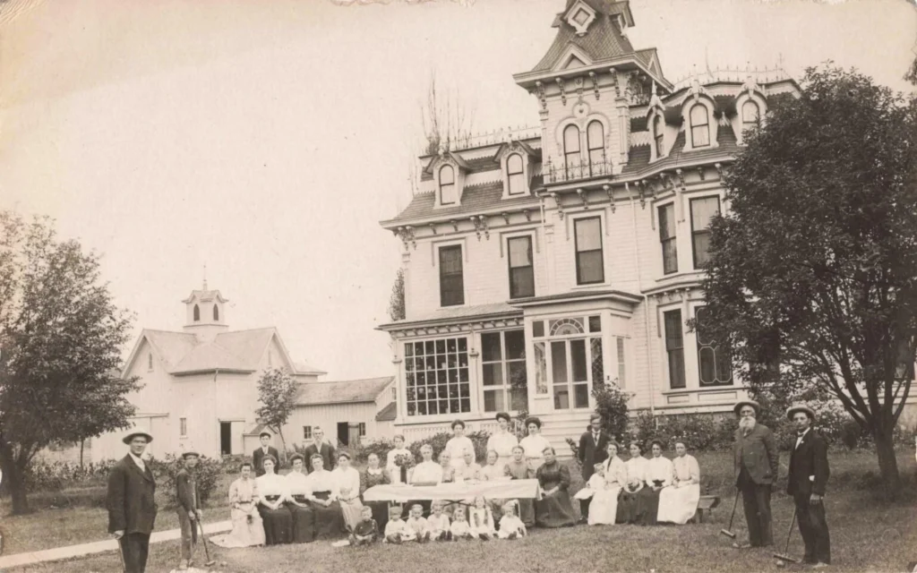 Bruce Mansion