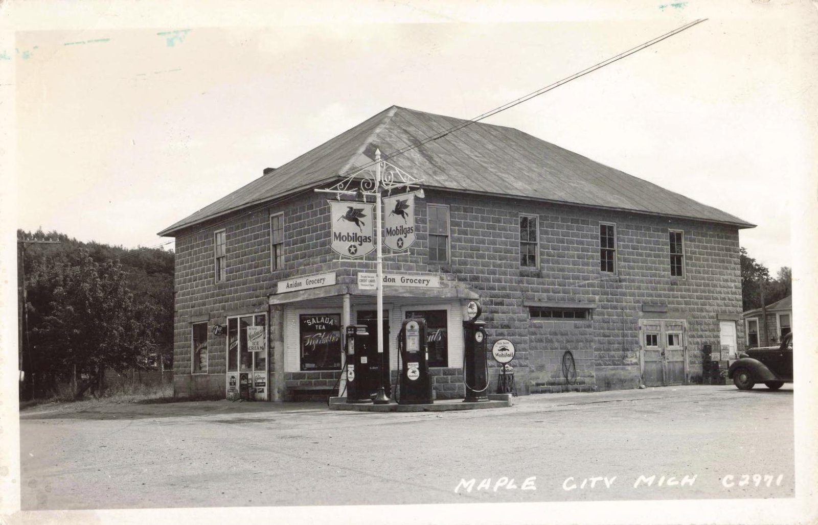 Amidon Geocery - Maple City