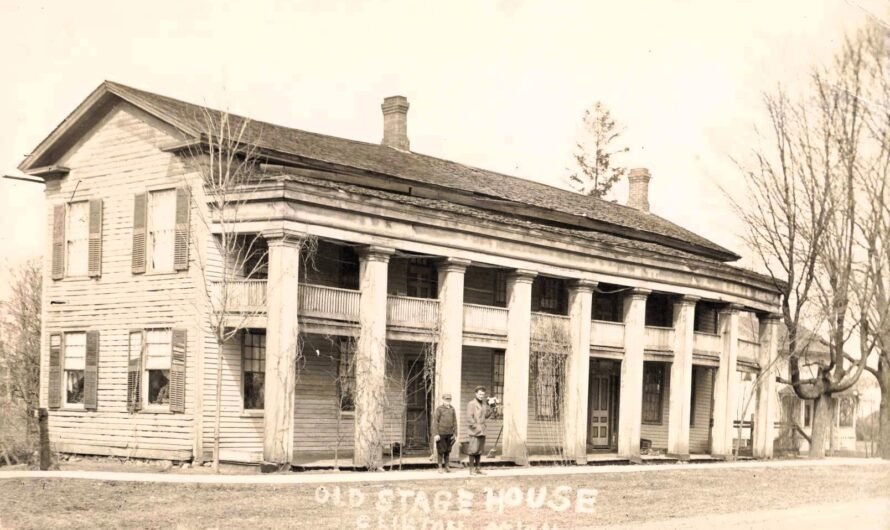 The Clinton Michigan Stagecoach Tavern That Henry Ford Moved – Video