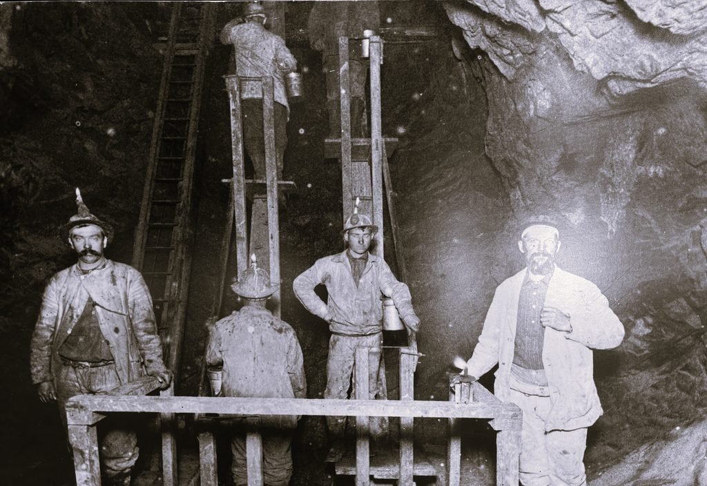 Quincy miners gathered at the shaft - History of the Quincy Mine