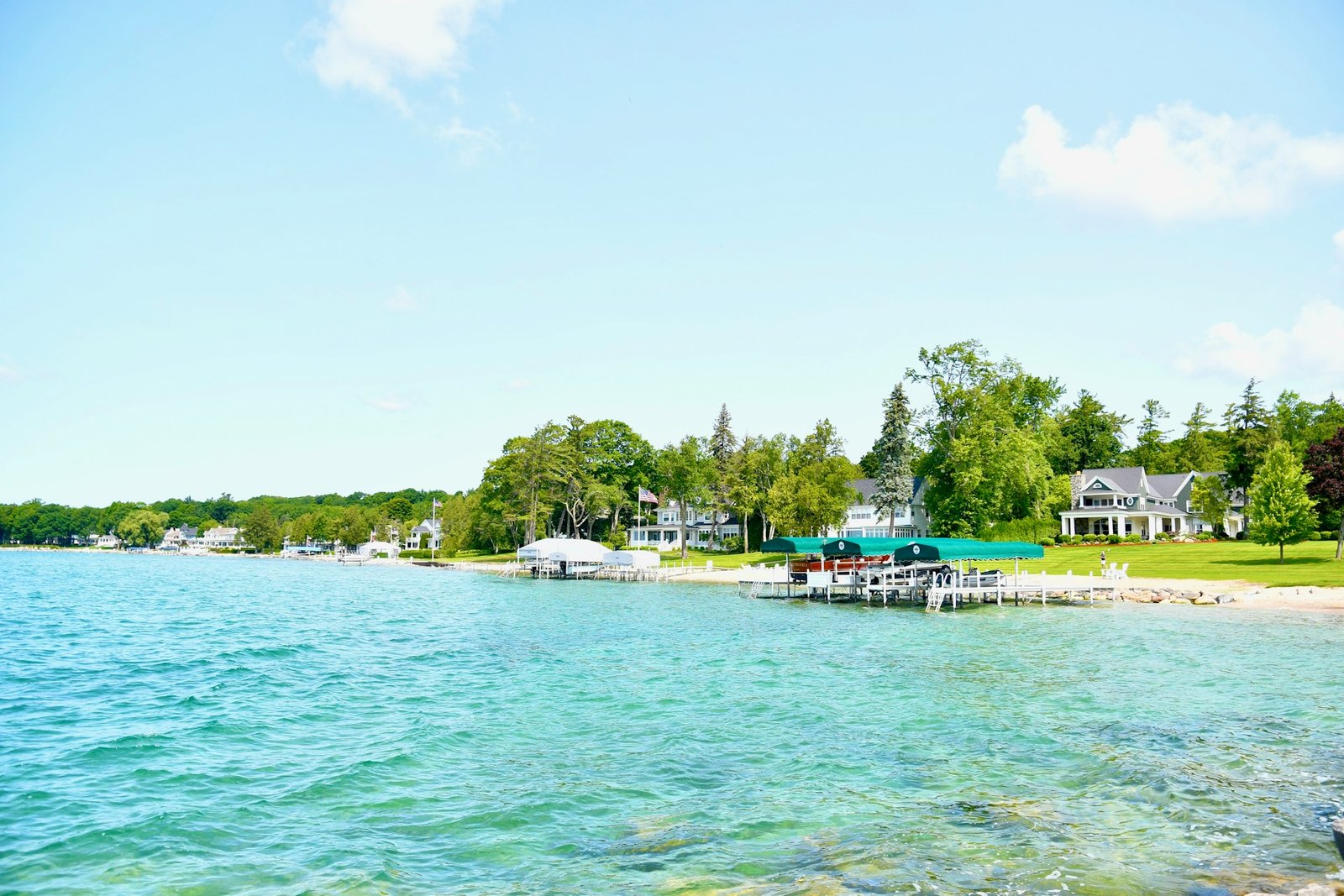 Own a Lake Cottage i